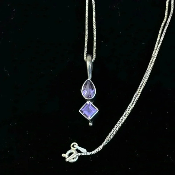 92.5 Silver, Made In Italy Amethyst Double Gem  8” Necklace - Picture 5 of 5